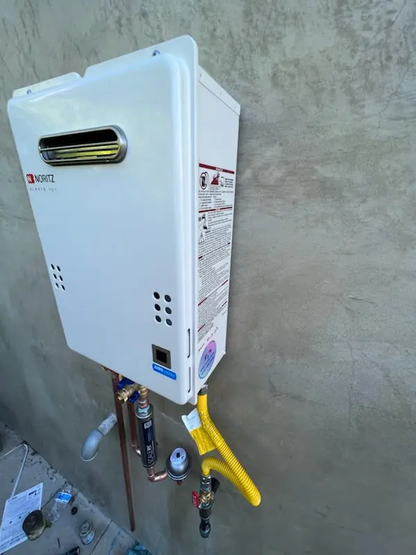 Tankless water heater installation for Foothill Acres homes